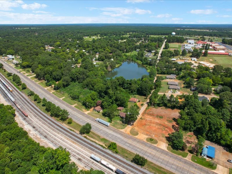 510 W First St, Hughes Springs, TX à vendre Aérien- Image 1 de 9