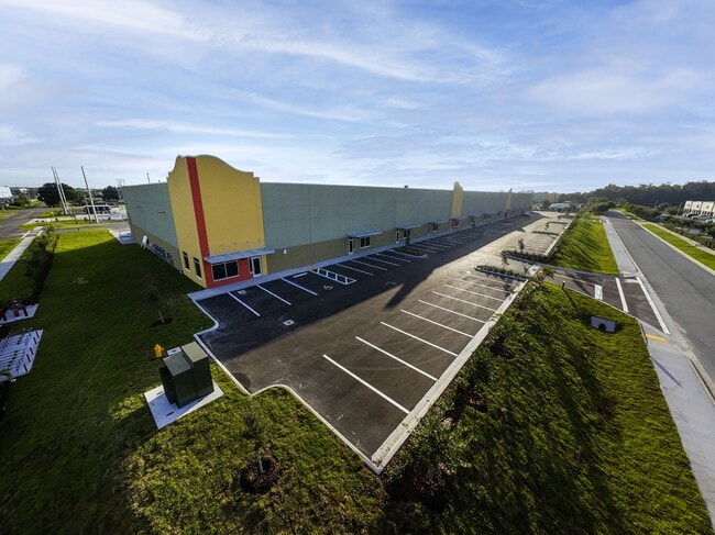 Plus de détails pour 3955 Anchuca Dr, Lakeland, FL - Industriel à louer