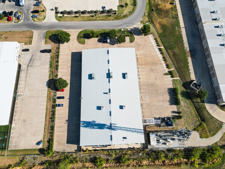 5950 Park Vista Cir, Fort Worth, TX for lease - Building Photo - Image 3 of 10