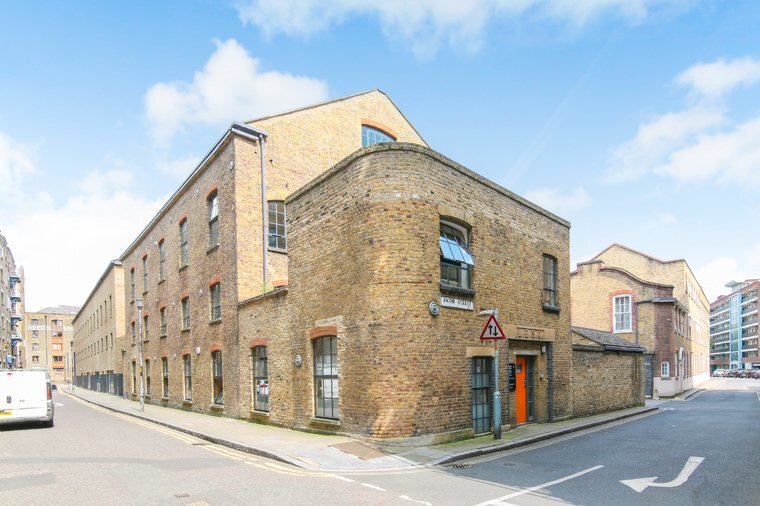 198 Providence Sq, Londres à vendre - Photo du bâtiment - Image 1 de 5