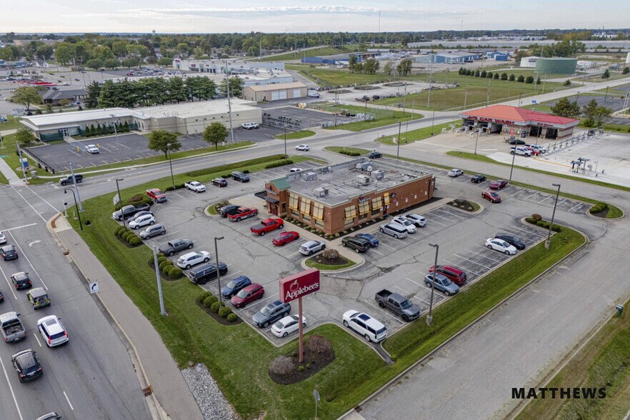 1705 E Tipton St, Seymour, IN à vendre - Photo du bâtiment - Image 2 de 5