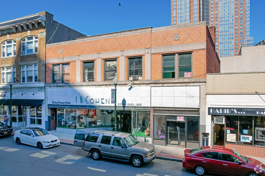 525-527 Main St, New Rochelle, NY à vendre - Photo principale - Image 1 de 1