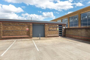 402-405 Montrose Ave, Slough BKS - Warehouse