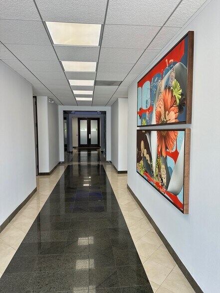 710 N Post Oak Rd, Houston, TX à louer - Photo intérieure - Image 3 de 8