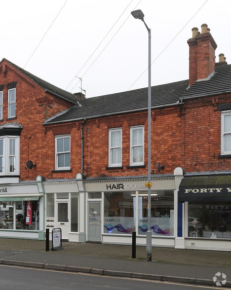 100 Burton Rd, Lincoln à louer - Photo principale - Image 1 de 3