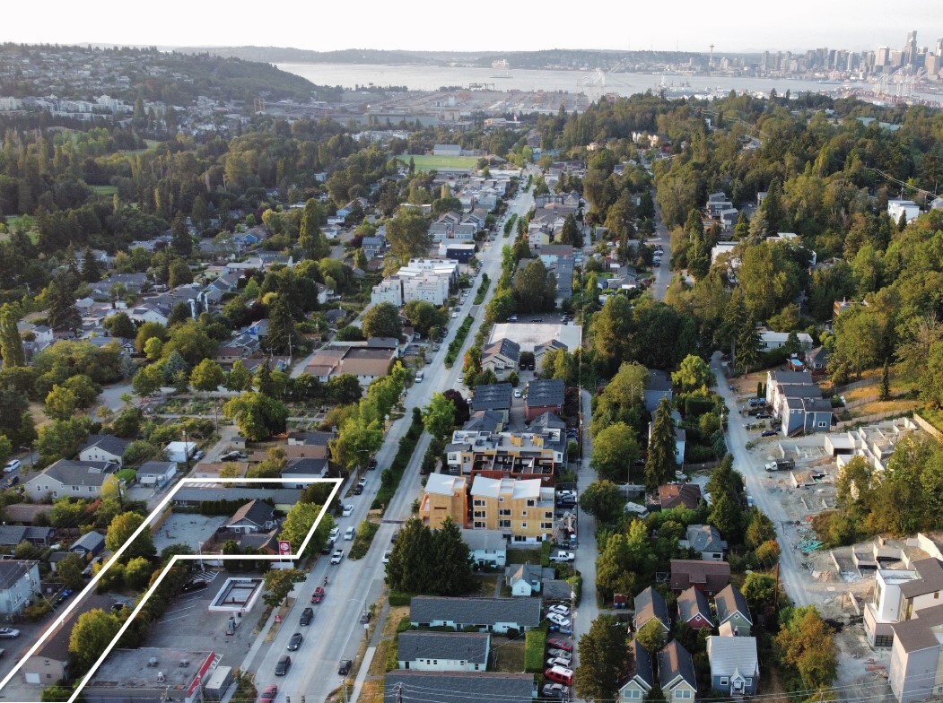 Delridge 7-Unit portfolio of 3 properties for sale on LoopNet.ca Building Photo- Image 1 of 13