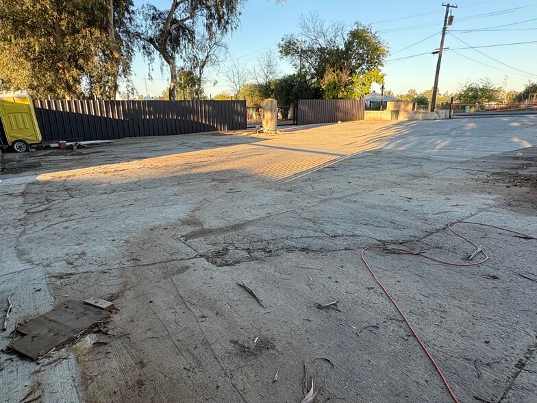 6715 W 6th St, Rio Linda, CA for lease - Building Photo - Image 2 of 13