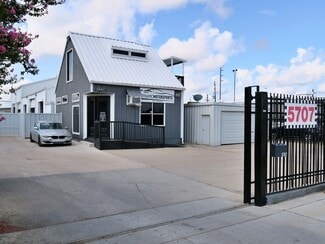 More details for 5707 Schumacher Ln, Houston, TX - Retail for Lease