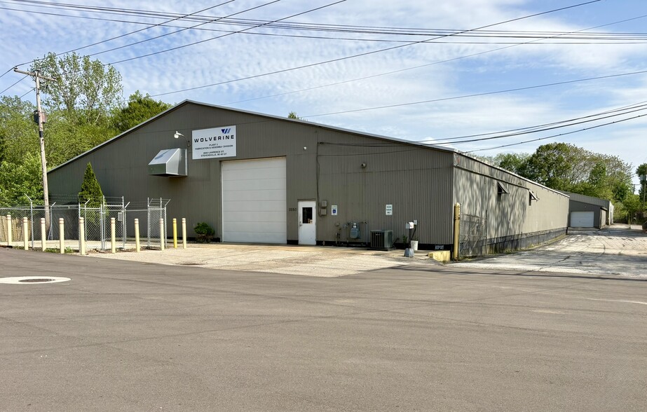 2660 Lawrence St, Stevensville, MI for sale - Building Photo - Image 1 of 10