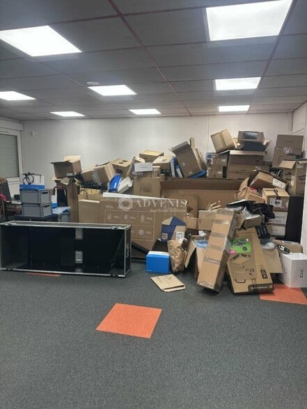 Bureau dans Lesquin à louer - Photo intérieure - Image 3 de 10