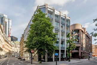 Plus de détails pour 5 Lloyds Ave, London - Bureau à louer