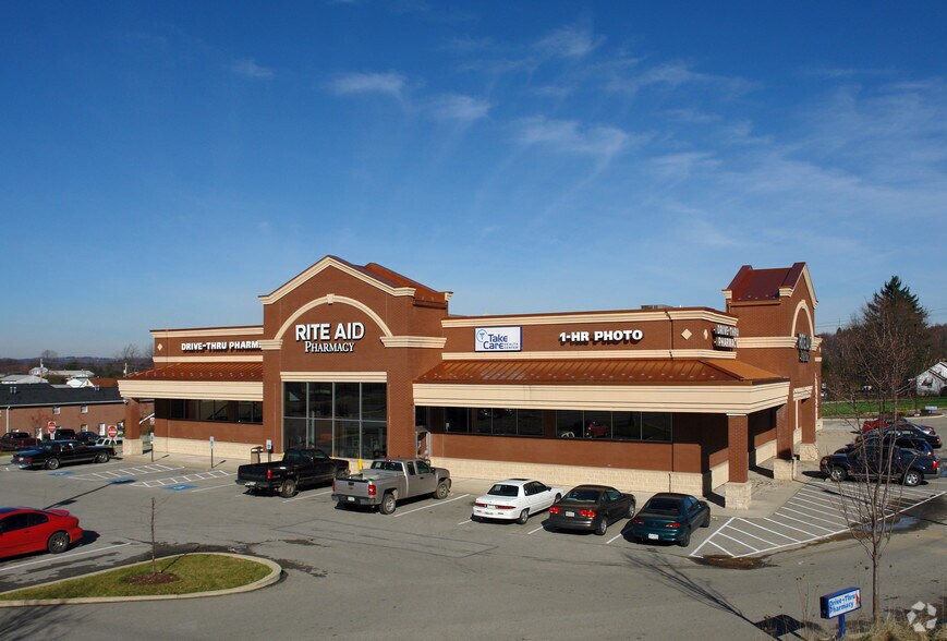 3200 Oregon Dr, Lower Burrell, PA for lease - Primary Photo - Image 2 of 4