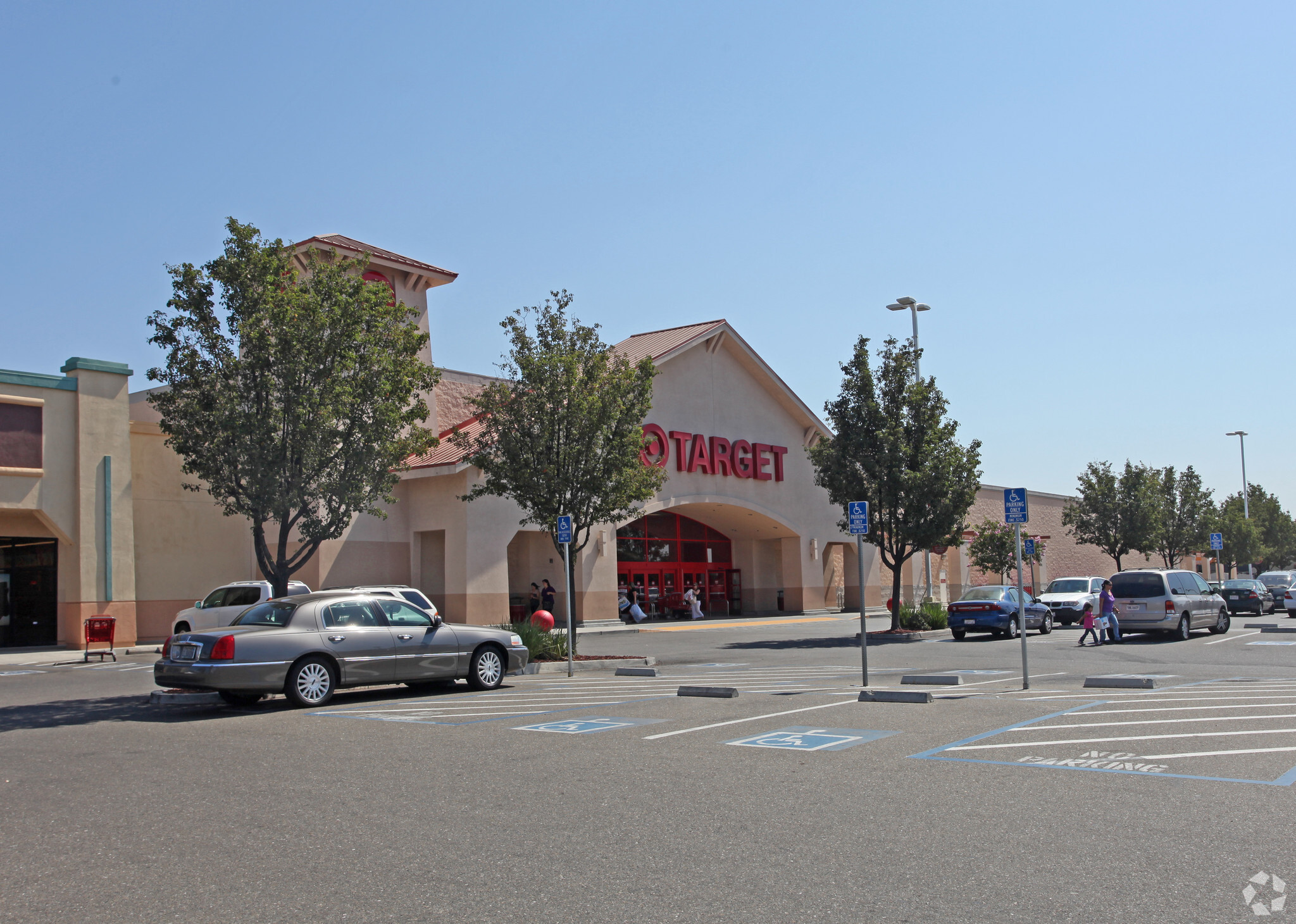 3000 Countryside Dr, Turlock, CA for sale Primary Photo- Image 1 of 1