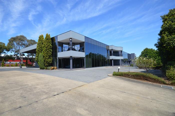 25 Huntingwood Dr, Huntingwood for lease Primary Photo- Image 1 of 12