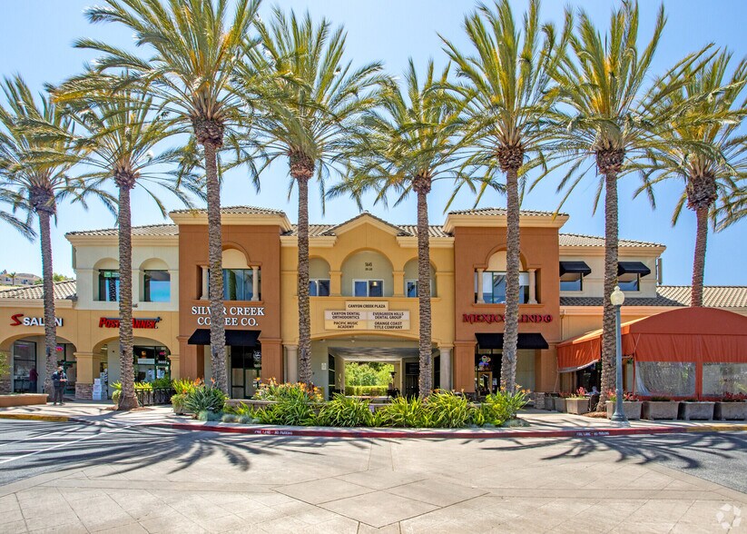 5623-5665 Silver Creek Valley Rd, San Jose, CA à louer - Photo du bâtiment - Image 2 de 7