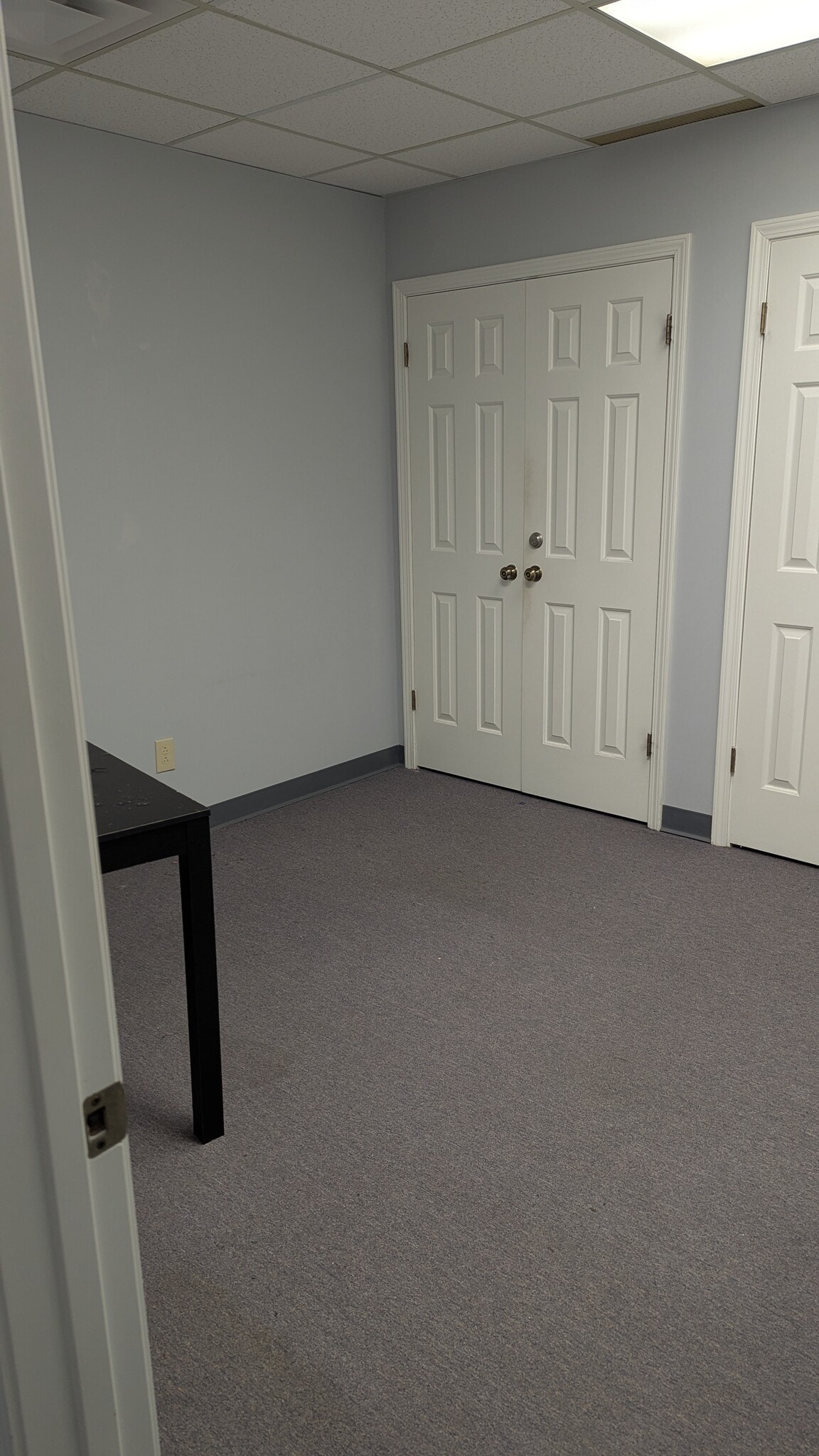 8227 Brecksville Rd, Brecksville, OH for lease Interior Photo- Image 1 of 5
