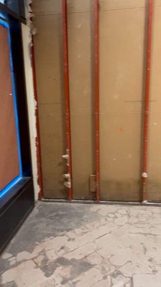 211 E Ohio St, Chicago, IL for lease - Commercial Listing Video - Image 2 of 7