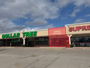 126-190 Gateway, Beaumont, TX à louer Photo du bâtiment- Image 1 de 1