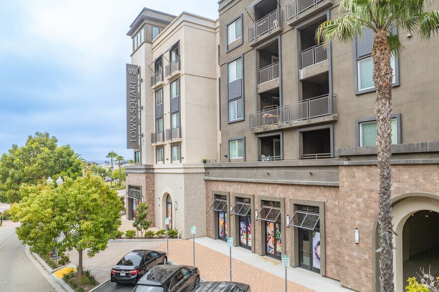 2650 Wagon Wheel Rd, Oxnard, CA for lease - Building Photo - Image 2 of 9