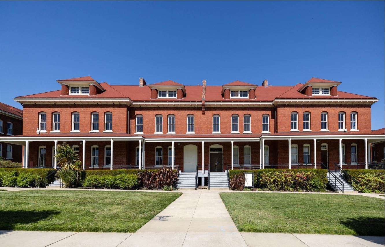 102 Montgomery St, San Francisco, CA à louer Photo du bâtiment- Image 1 de 9