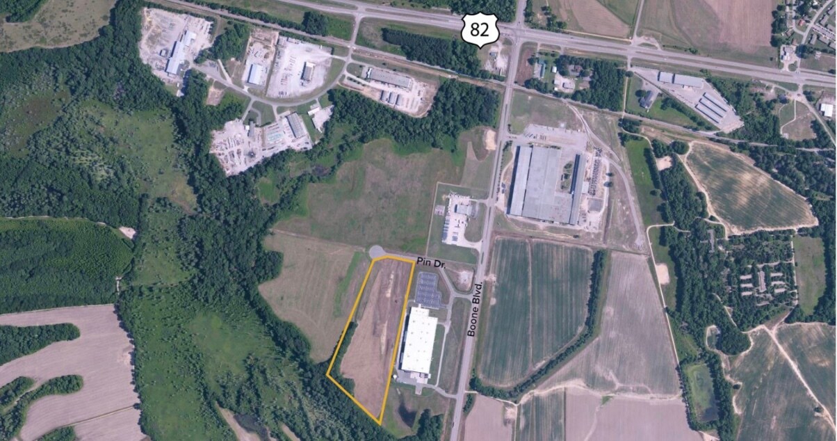 Off Boone Blvd, Northport, AL à louer Photo du bâtiment- Image 1 de 2