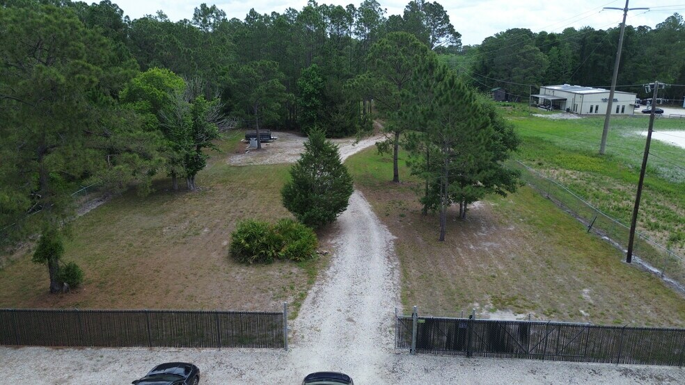 850736 US Highway 17, Yulee, FL à vendre - Photo du bâtiment - Image 2 de 15