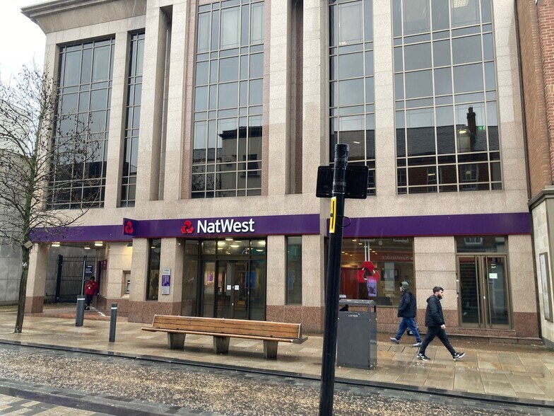 35 Fishergate, Preston for lease - Building Photo - Image 2 of 4