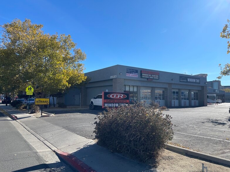 100 Gentry Way, Reno, NV for lease - Building Photo - Image 2 of 8