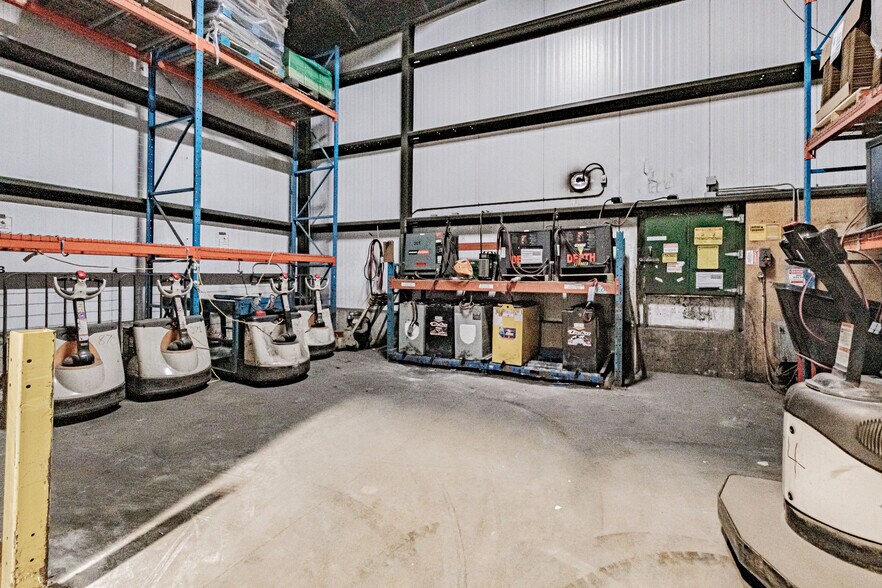 12 Lund Rd, Saco, ME à louer - Photo du bâtiment - Image 3 de 9