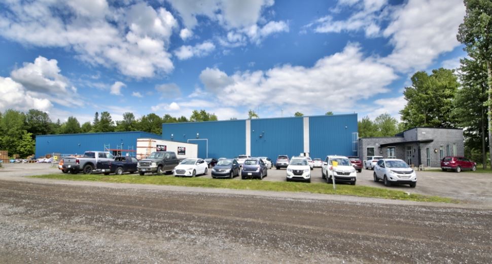 765 Boul Cristini, Lachute, QC à vendre Photo du bâtiment- Image 1 de 1