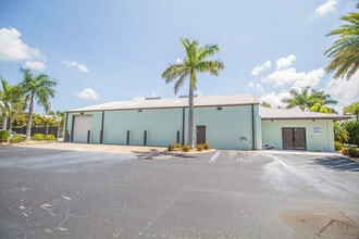 8270 Pascal Dr, Punta Gorda, FL for lease Interior Photo- Image 2 of 17