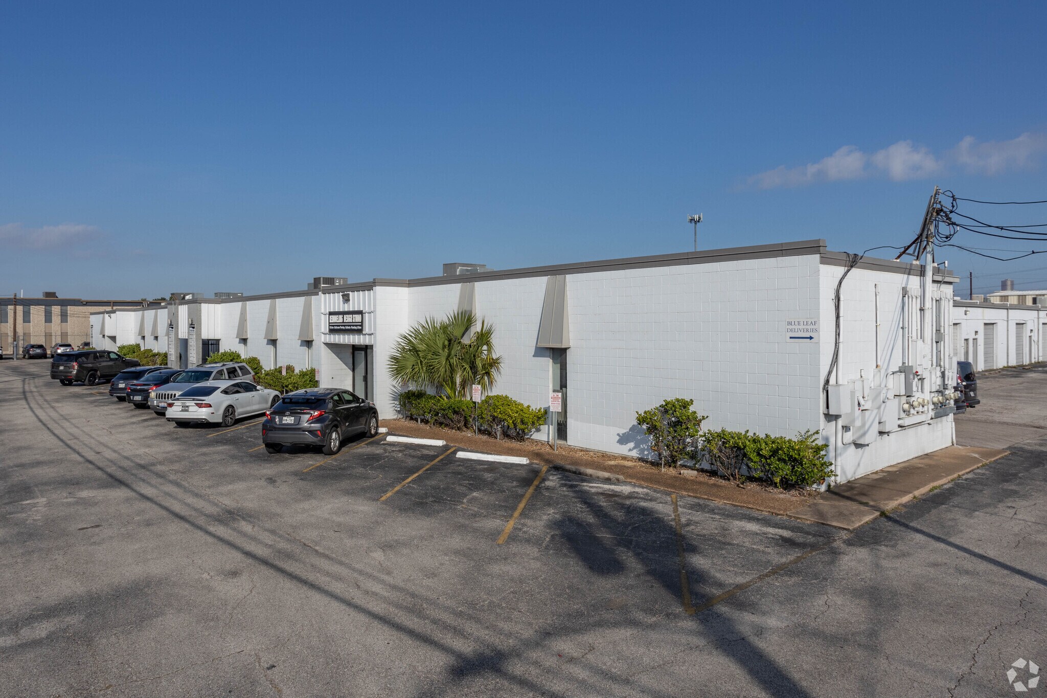 5320 Gulfton St, Houston, TX for lease Primary Photo- Image 1 of 8