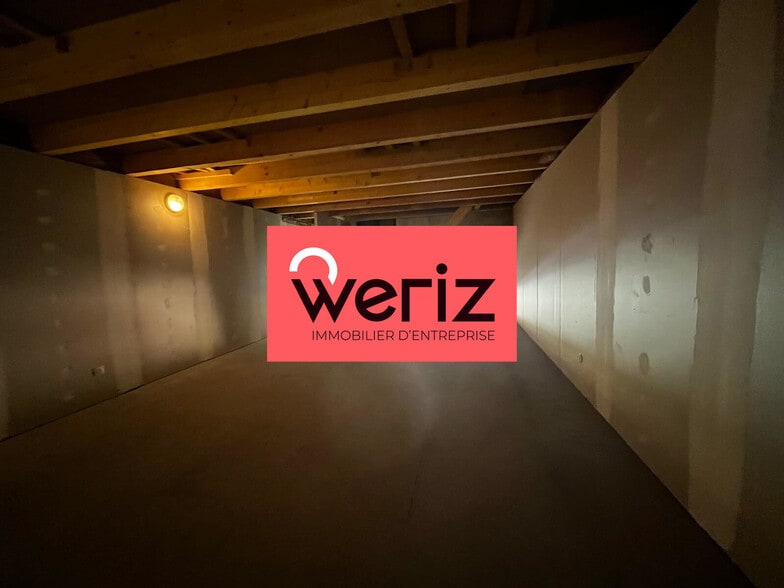 Industrial in Marseille for lease - Building Photo - Image 3 of 6