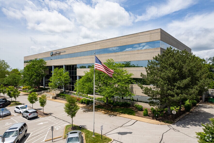 3636 S Geyer Rd, Sunset Hills, MO à louer - Photo du bâtiment - Image 2 de 6