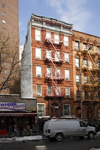 More details for 5 St. Marks Pl, New York, NY - Retail for Lease