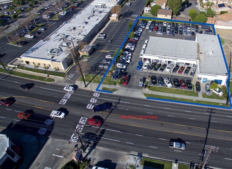 2475 Pacific Coast Hwy, Lomita, CA à louer - Photo principale - Image 1 de 3