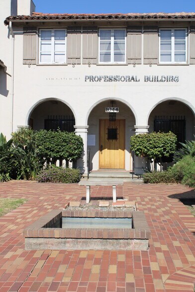 1044 C St, Hayward, CA à louer - Photo du bâtiment - Image 3 de 7