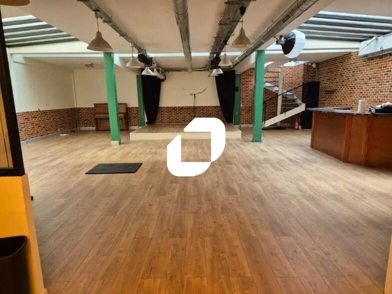 Office in Levallois-Perret for lease - Building Photo - Image 1 of 10