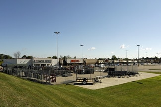 Plus de détails pour 710-754 Perry Ave, Big Rapids, MI - Commerce de détail à louer