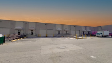 2850-2930 NW 72nd Ave, Miami, FL for lease Building Photo- Image 1 of 11