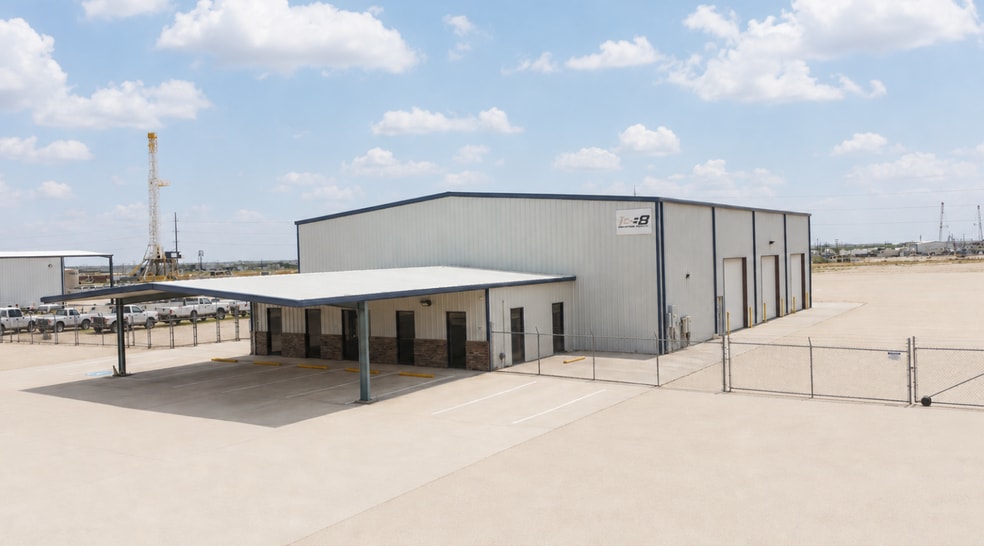 9215 W County Road 127, Midland, TX à louer - Photo du bâtiment - Image 1 de 24