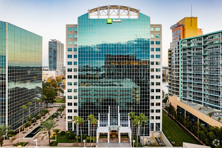 301 E Pine St, Orlando, FL for lease - Building Photo - Image 3 of 4