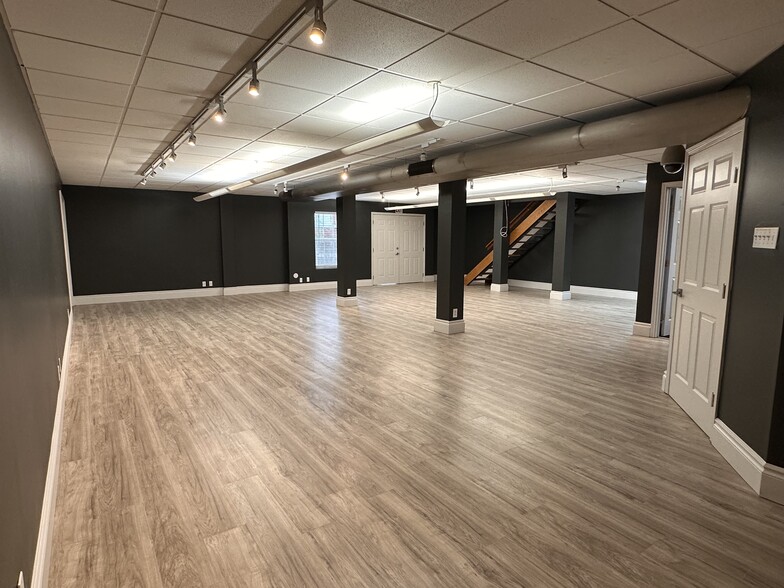 9743 Cobb St, San Antonio, TX for sale - Building Photo - Image 2 of 11