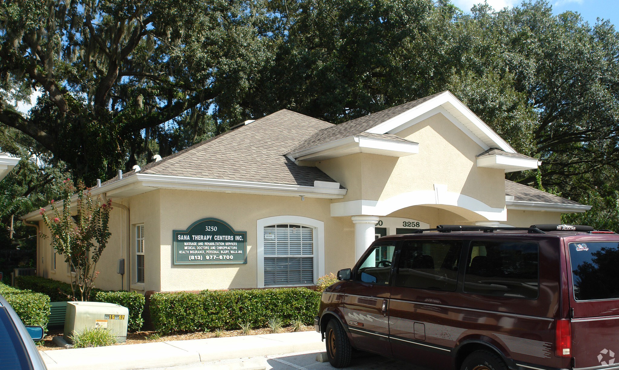 3250-3258 Cove Bend Dr, Lutz, FL for lease Building Photo- Image 1 of 15