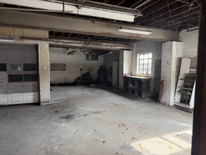 1634 State 8 hwy, Glenshaw, PA à louer Photo intérieure- Image 2 de 3