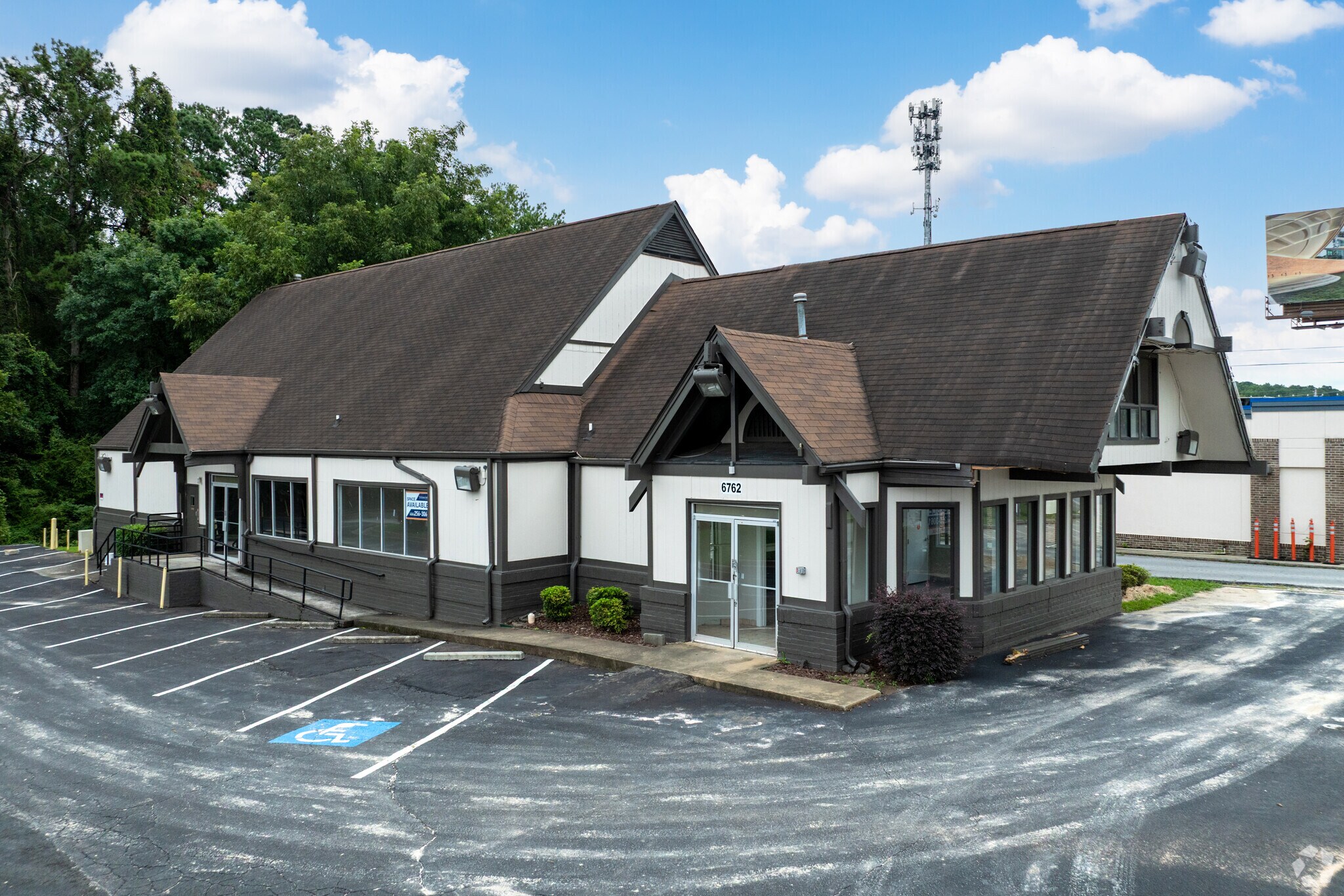 6762 Highway 85, Riverdale, GA for lease Primary Photo- Image 1 of 6