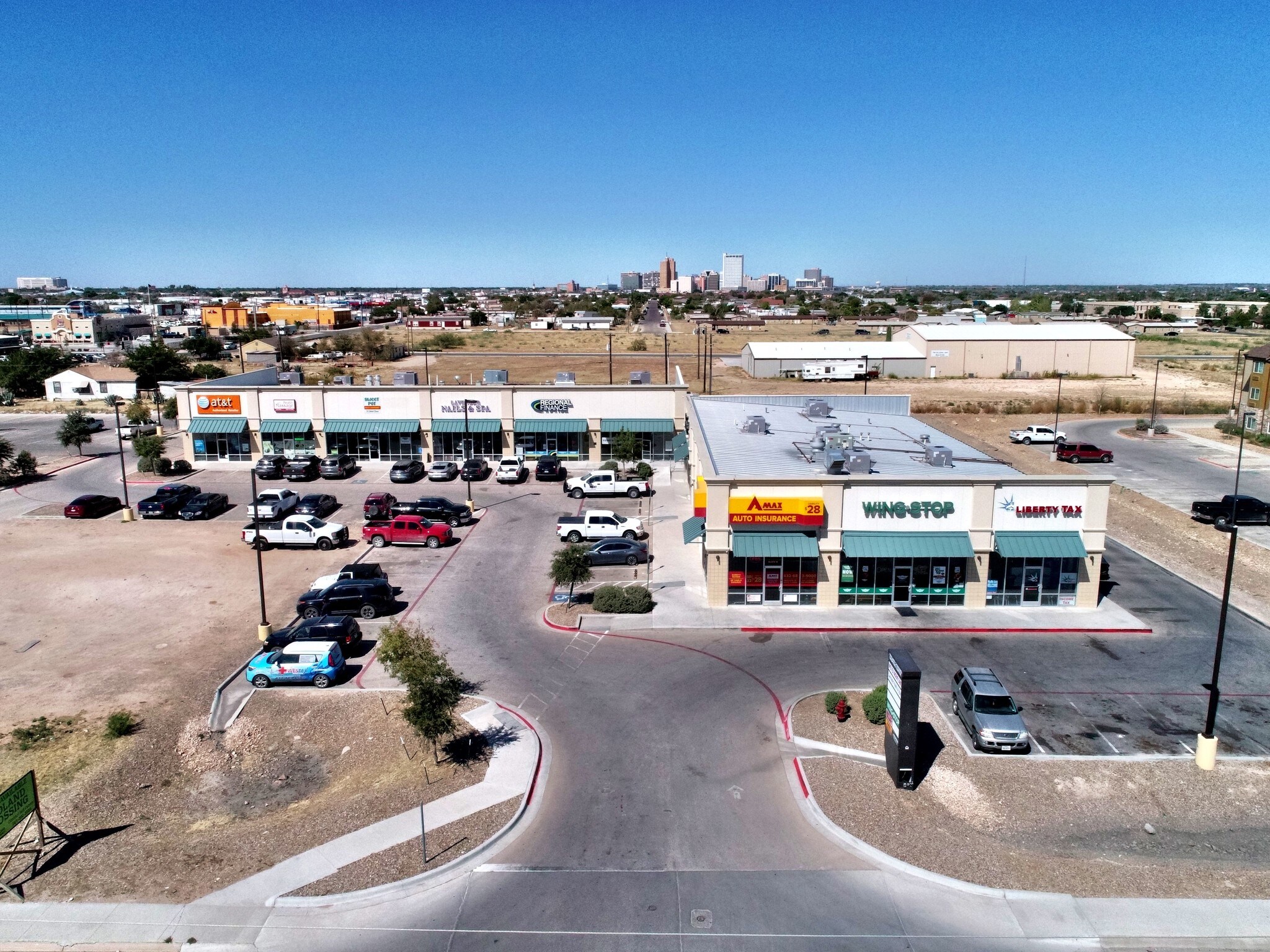 210 W Longview Ave, Midland, TX à louer Aérien- Image 1 de 14