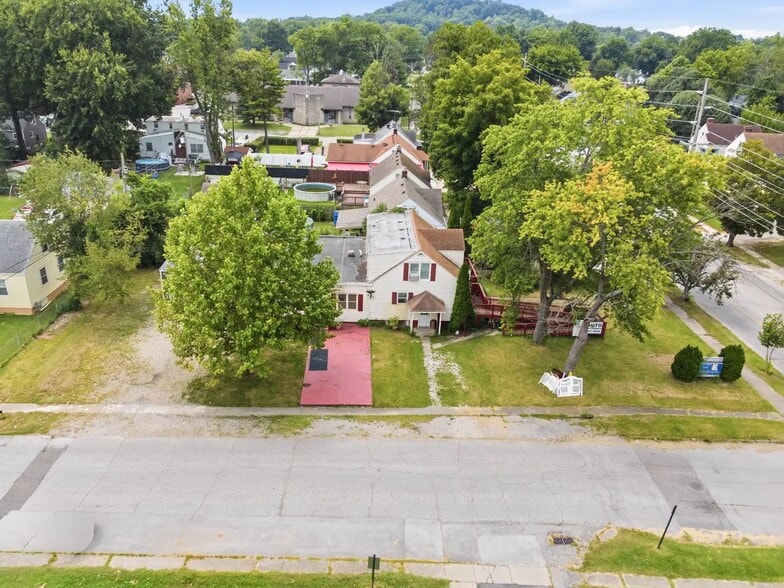 5701 S 3rd St, Louisville, KY for sale - Building Photo - Image 3 of 10