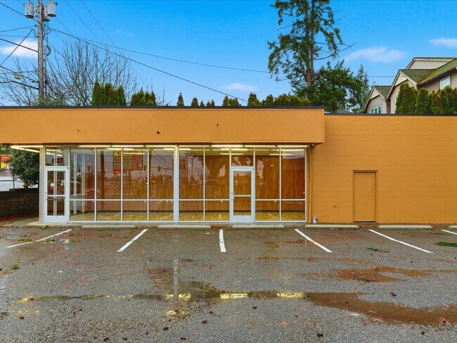 More details for 5802 Evergreen Way, Everett, WA - Retail for Sale