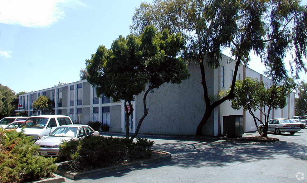 1880-1890 Embarcadero Rd, Palo Alto, CA for lease - Building Photo - Image 2 of 8